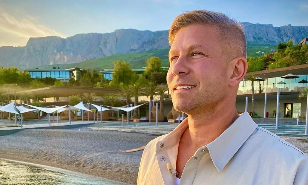 Митя Фомин стал ведущим шоу «Выживалити. Наследники» – премьера 15 августа на «Пятнице»